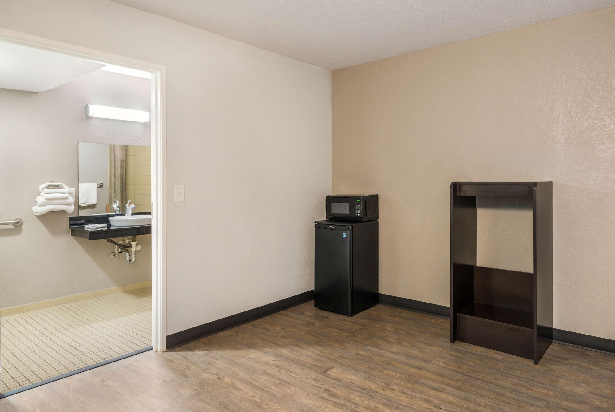 Motel 6-Sandston, Va - Richmond, Va Dış mekan fotoğraf