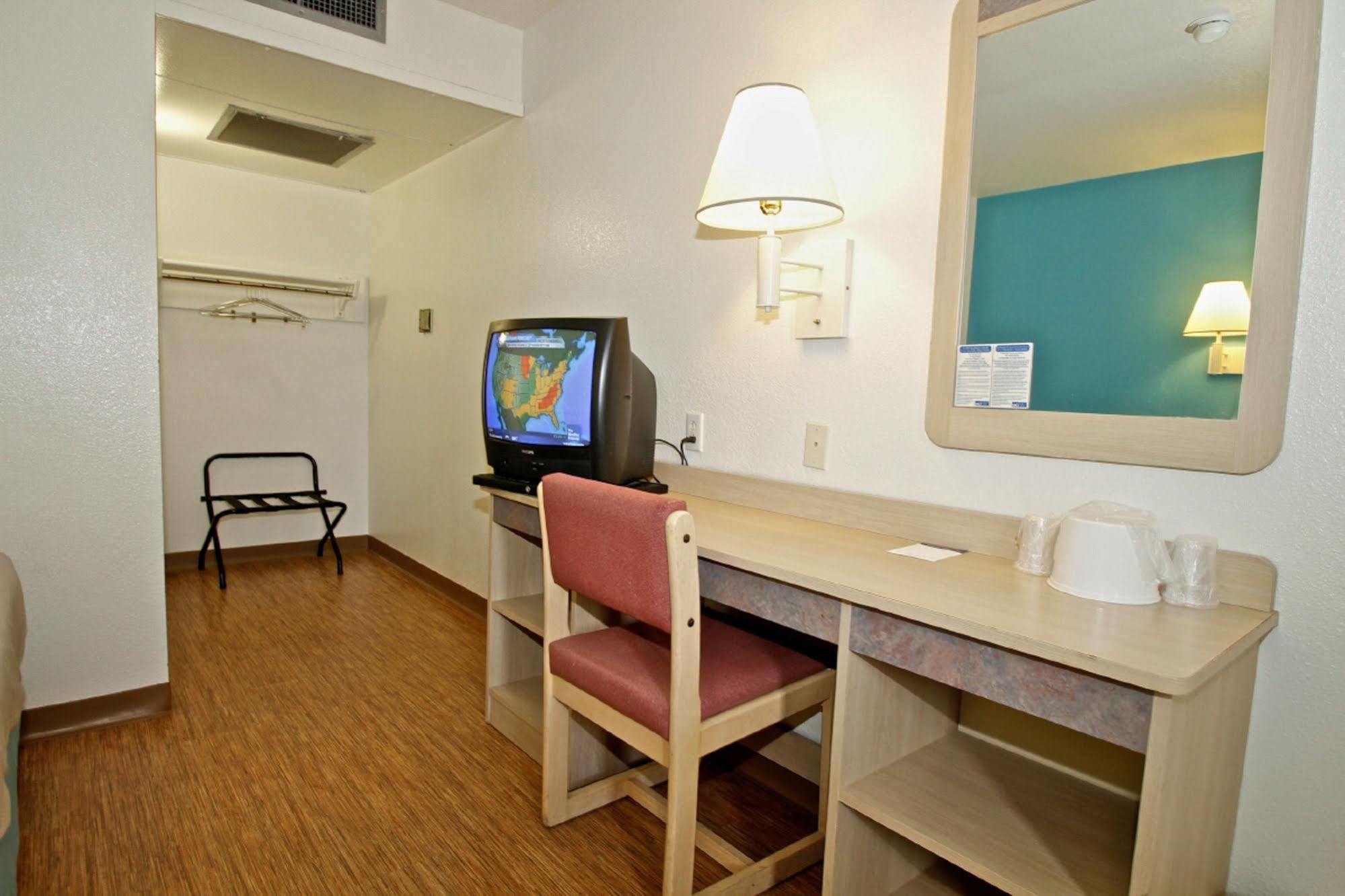 Motel 6-Sandston, Va - Richmond, Va Dış mekan fotoğraf