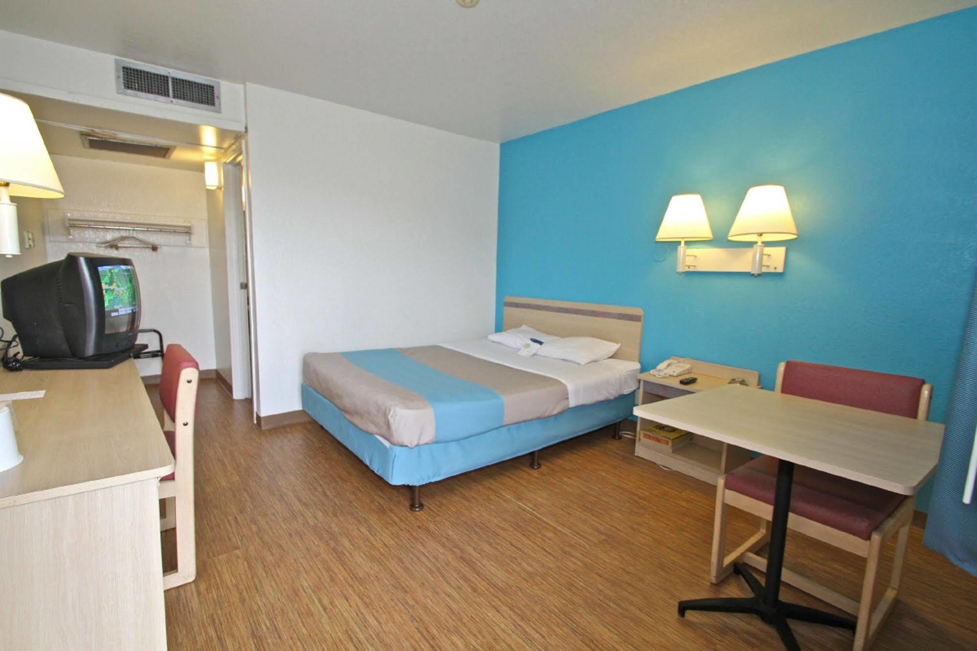Motel 6-Sandston, Va - Richmond, Va Dış mekan fotoğraf