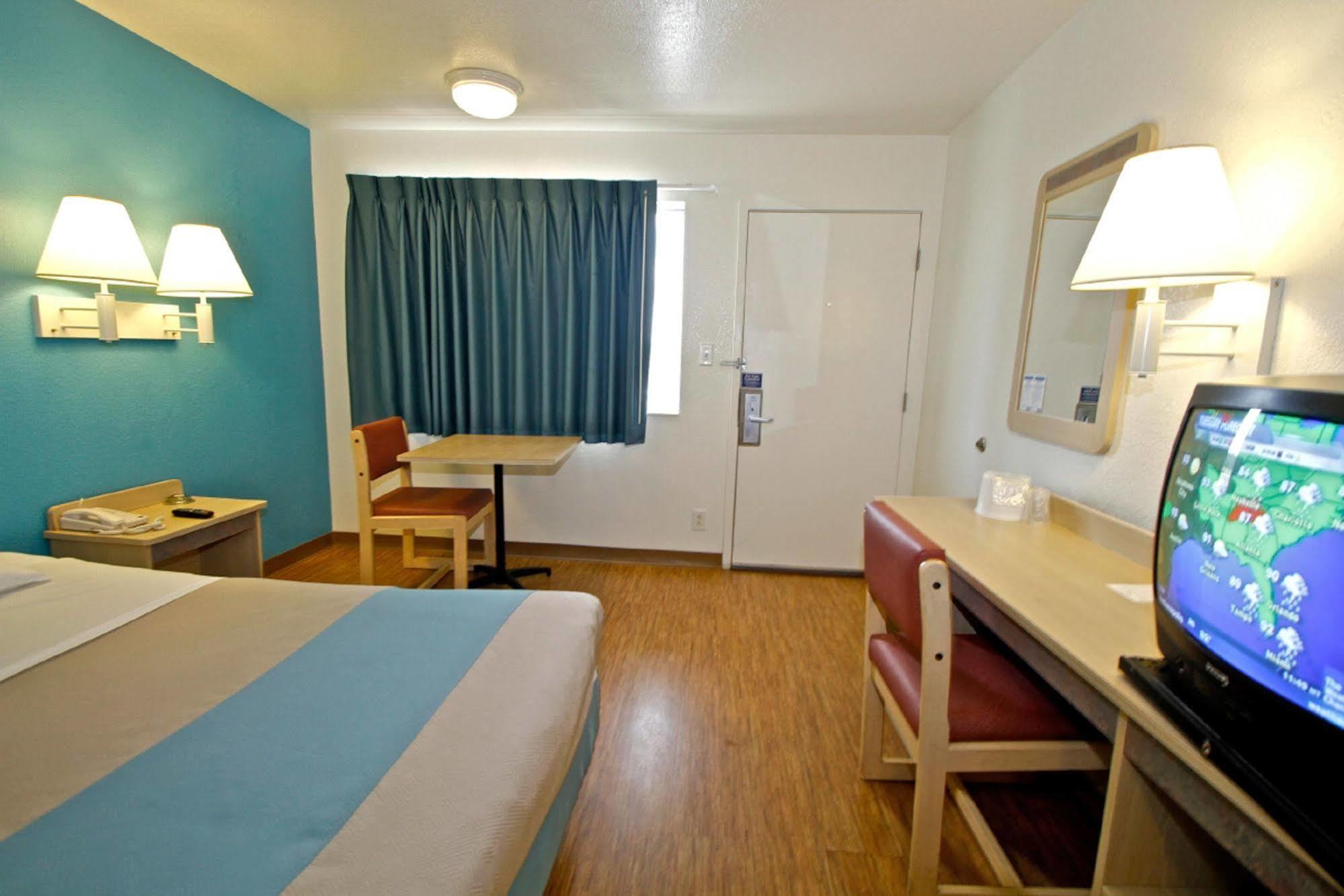 Motel 6-Sandston, Va - Richmond, Va Dış mekan fotoğraf